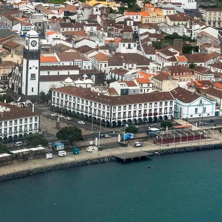 Historical Center 公寓 蓬塔德尔加达